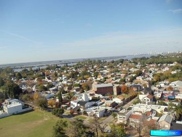 Venta Departamento de 3 dormitorios. La florida VISTA RÍO y la ciudad. Zona norte