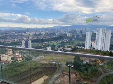 Departamento en venta en Residencial Five Bosque Real, Huixquilucan