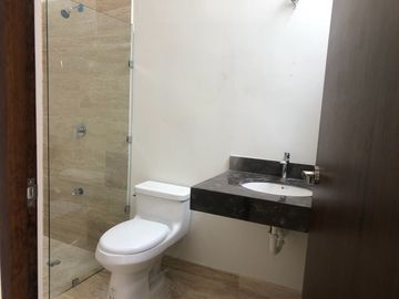 Casas en Venta de 4 recámaras en privada Margaritas 190. Mérida, Yucatán.
