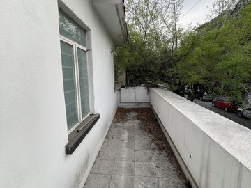 CASA EN VENTA EN MITRAS CENTRO - MONTERREY, NL.