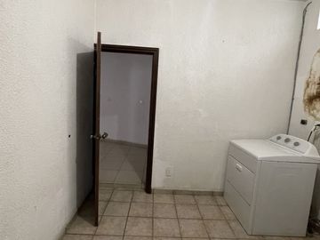 CASA EN VENTA EN MITRAS CENTRO - MONTERREY, NL.