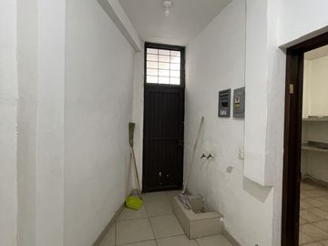 CASA EN VENTA EN MITRAS CENTRO - MONTERREY, NL.