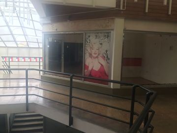 Vendo local comercial galeria San Antonio Viña del Mar