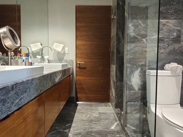 SE VENDE departamento AMUEBLADO de LUJO en AVIVIA  BOSQUES (V)