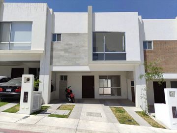 Oportunidad casa en VENTA, Zakia El Marqués QRO