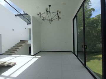 Venta De Casa Campestre En El Retiro Sector La Fe
