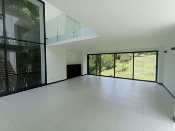 Venta De Casa Campestre En El Retiro Sector La Fe