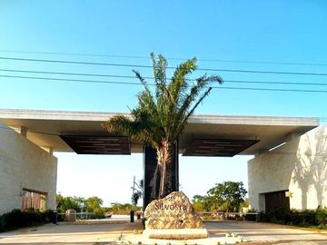 CASA EN VENTA DE UNA PLANTA EN PRIVADA CON AMENIDADES  CONKAL, MÉRIDA