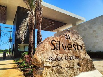 CASA EN VENTA DE UNA PLANTA EN PRIVADA CON AMENIDADES  CONKAL, MÉRIDA