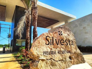 CASA EN VENTA DE UNA PLANTA EN PRIVADA CON AMENIDADES  CONKAL, MÉRIDA