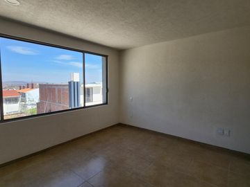 Casa en Venta en Cañadas, Tres Marías Fraccionamiento Privado