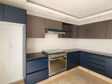 Casa en Venta en Cañadas, Tres Marías Fraccionamiento Privado