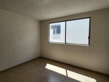 Casa en Venta en Cañadas, Tres Marías Fraccionamiento Privado