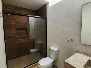 Casa en Venta en Cañadas, Tres Marías Fraccionamiento Privado