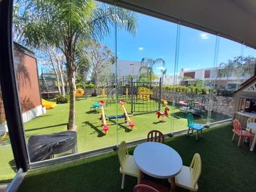 Casa de 659 m2 de construcción en Privada con Amenidades en Mérida