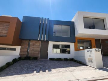 Casa en Venta Cañadas Tres Marías Fraccionamiento privado