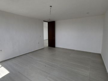 Casa de 659 m2 de construcción en Privada con Amenidades en Mérida