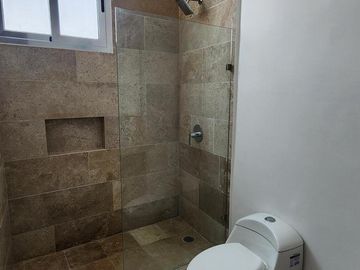 Casa de 659 m2 de construcción en Privada con Amenidades en Mérida