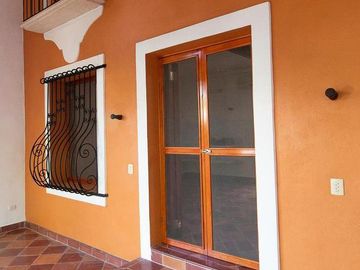 Espectacular casa en venta frente a cenote Zaci