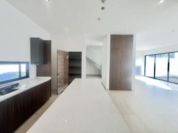 Casa en VENTA en Pedregal de la Montaña, privada con vistas a las montañas a la altura de El URO