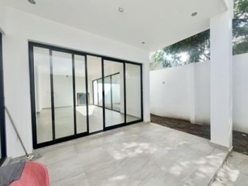 Casa en VENTA en Pedregal de la Montaña, privada con vistas a las montañas a la altura de El URO
