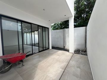 Casa en VENTA en Pedregal de la Montaña, privada con vistas a las montañas a la altura de El URO