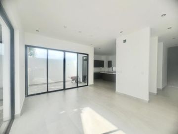 Casa en VENTA en Pedregal de la Montaña, privada con vistas a las montañas a la altura de El URO