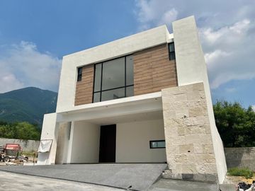 Casa en VENTA en Pedregal de la Montaña, privada con vistas a las montañas a la altura de El URO