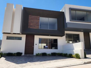 Casa en  Venta en Cañadas del Bosque, Tres Marías