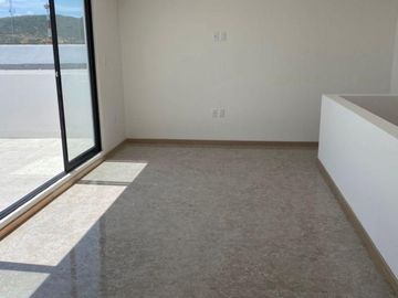 Casa en  venta en Lomas de Angelopolis con 3 recamaras