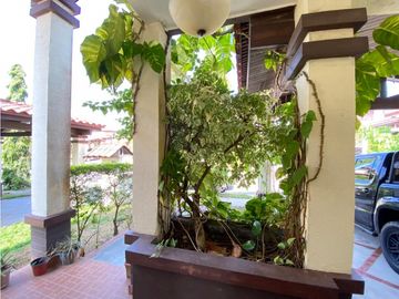 Casa en venta en Las Cumbres Mirador del Lago