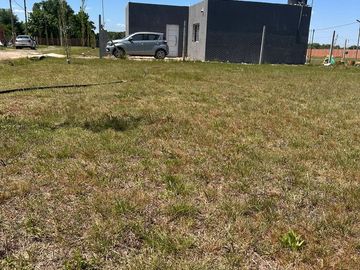 VENTA DE LOTE LA LONJA PILAR, BARRIO CERRADO