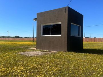 VENTA DE LOTE LA LONJA PILAR, BARRIO CERRADO