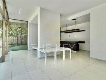 Departamento en Venta en Av. Pdte. Kennedy - Av. Manquehue Nte.