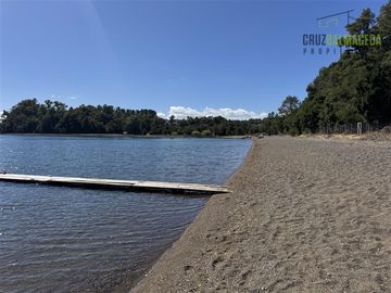Parcela en Venta en Loteo Rucañacu, Sector Playa Linda, Orilla de Lago