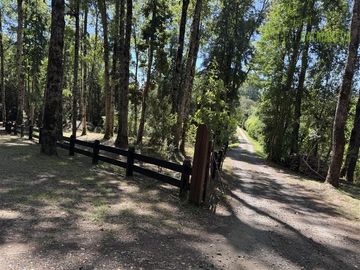 Parcela en Venta en Loteo Rucañacu, Sector Playa Linda, Orilla de Lago