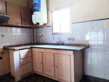 VENTA CASA 3 AMB C/COCH. Y TERRAZA APTA CREDITO