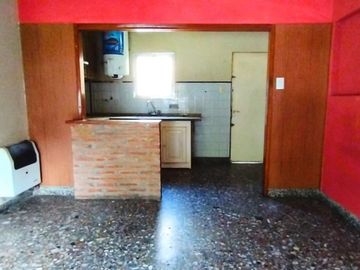 VENTA CASA 3 AMB C/COCH. Y TERRAZA APTA CREDITO