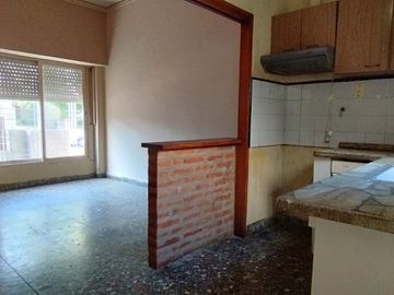 VENTA CASA 3 AMB C/COCH. Y TERRAZA APTA CREDITO