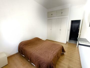 Venta PH 2 ambientes al frente sin expensas