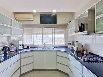 Venta Departamento Semipiso  Av. Mitre Avellaneda