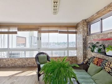 Venta Departamento Semipiso  Av. Mitre Avellaneda
