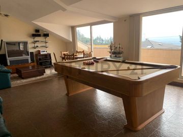 SE VENDE CASA INDEPENDIENTE 530M2 SECTOR CUMBAYA