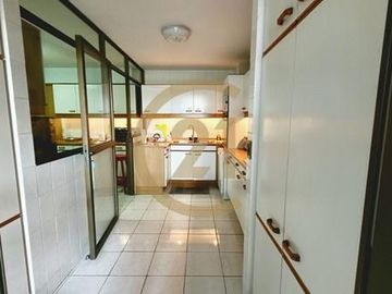 VTA DEPTO, POCO USO, 4 DORM SUITE, BARRIO EL GOLF