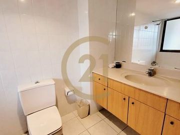 VTA DEPTO, POCO USO, 4 DORM SUITE, BARRIO EL GOLF