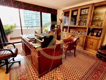 VTA DEPTO, POCO USO, 4 DORM SUITE, BARRIO EL GOLF