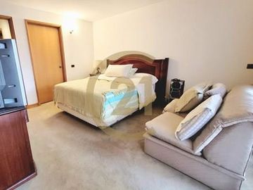 VTA DEPTO, POCO USO, 4 DORM SUITE, BARRIO EL GOLF