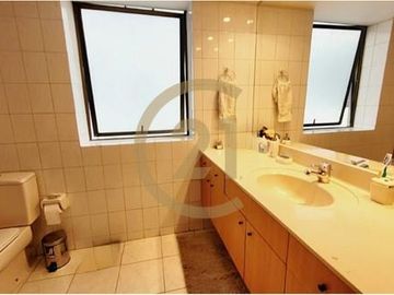 VTA DEPTO, POCO USO, 4 DORM SUITE, BARRIO EL GOLF