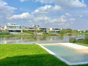 Venta de casa 7 ambientes en Nordelta