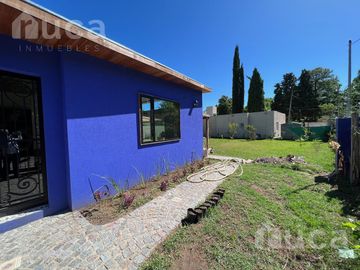 ALQUILER DE VERANO | Flamante CASA de Estilo Rustico-Moderno con Jardin y Pileta | Barrio Residencial La Bota